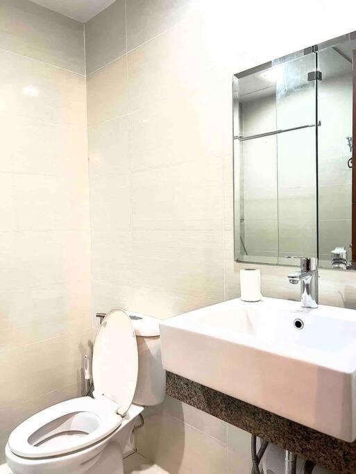 One Uptown Residences Bgc Taguig Zewnętrze zdjęcie