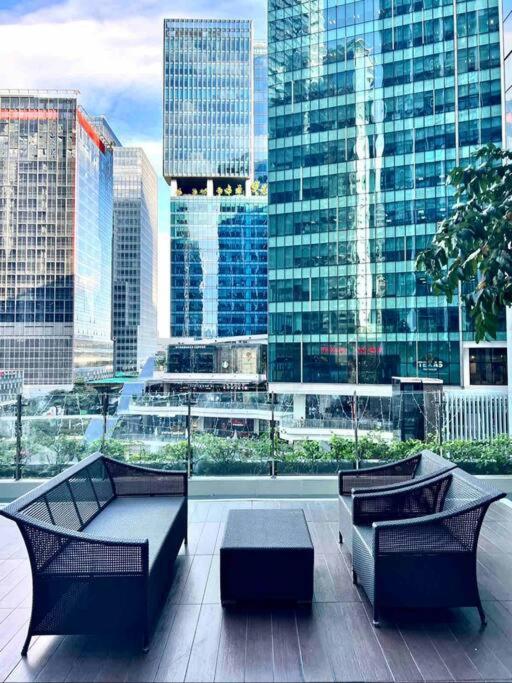 One Uptown Residences Bgc Taguig Zewnętrze zdjęcie