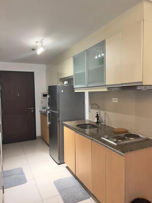 One Uptown Residences Bgc Taguig Zewnętrze zdjęcie